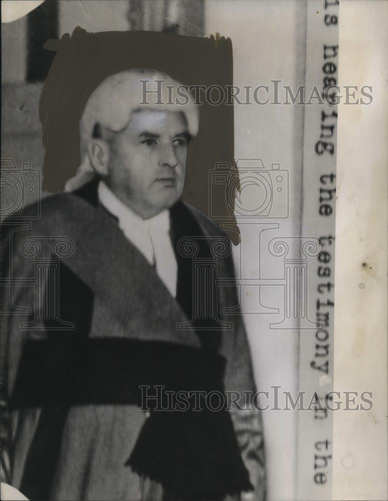 1943 Press Photo Chief Justice Oscar Dlay of Nassau, Bahamas Court  - neo17498 - Historic Images