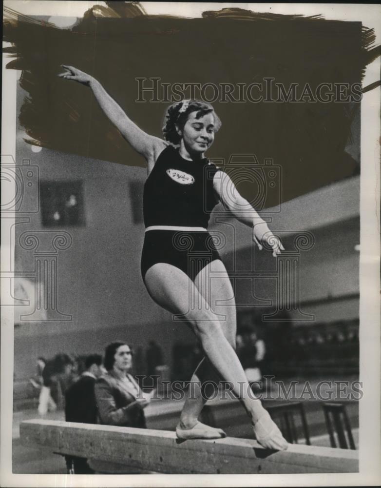 1953 Press Photo G. Sherabidze in USSR Gymnastics Tournament, Moscow, Russia - Historic Images