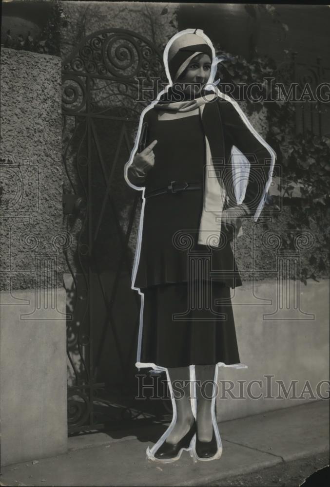 1929 Press Photo Cyber Fashion Coat Frock - neo18445 - Historic Images