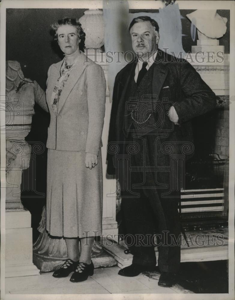 1940 Press Photo Lord Elgin with Lady Elgin possible successor to Gov. General - Historic Images
