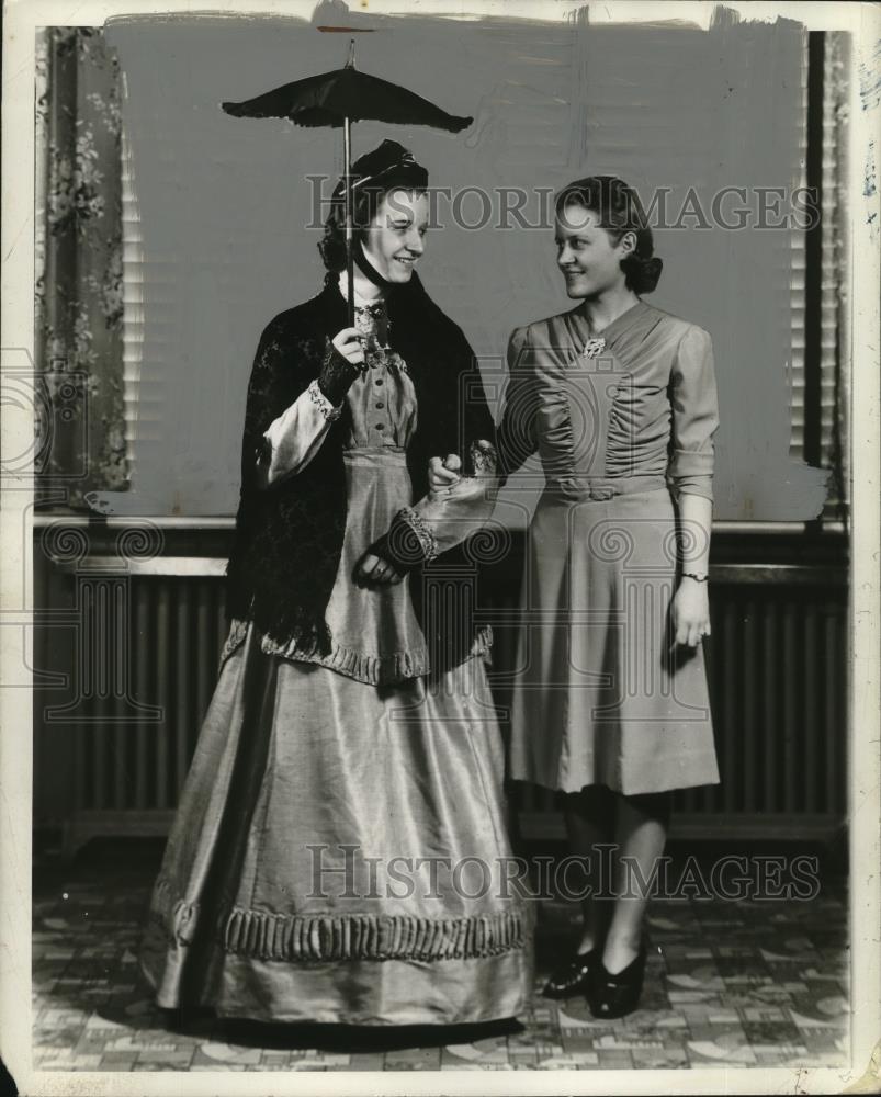 1941 Press Photo Florence Jelovica in 1865 Dress and Helen Torres in 1941 Dress - Historic Images