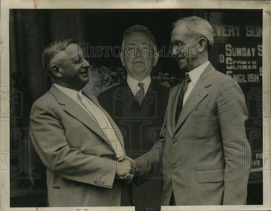 1934 Press Photo Large Church Merger Made by Dr. Paul Press & Dr. H. Christman - Historic Images