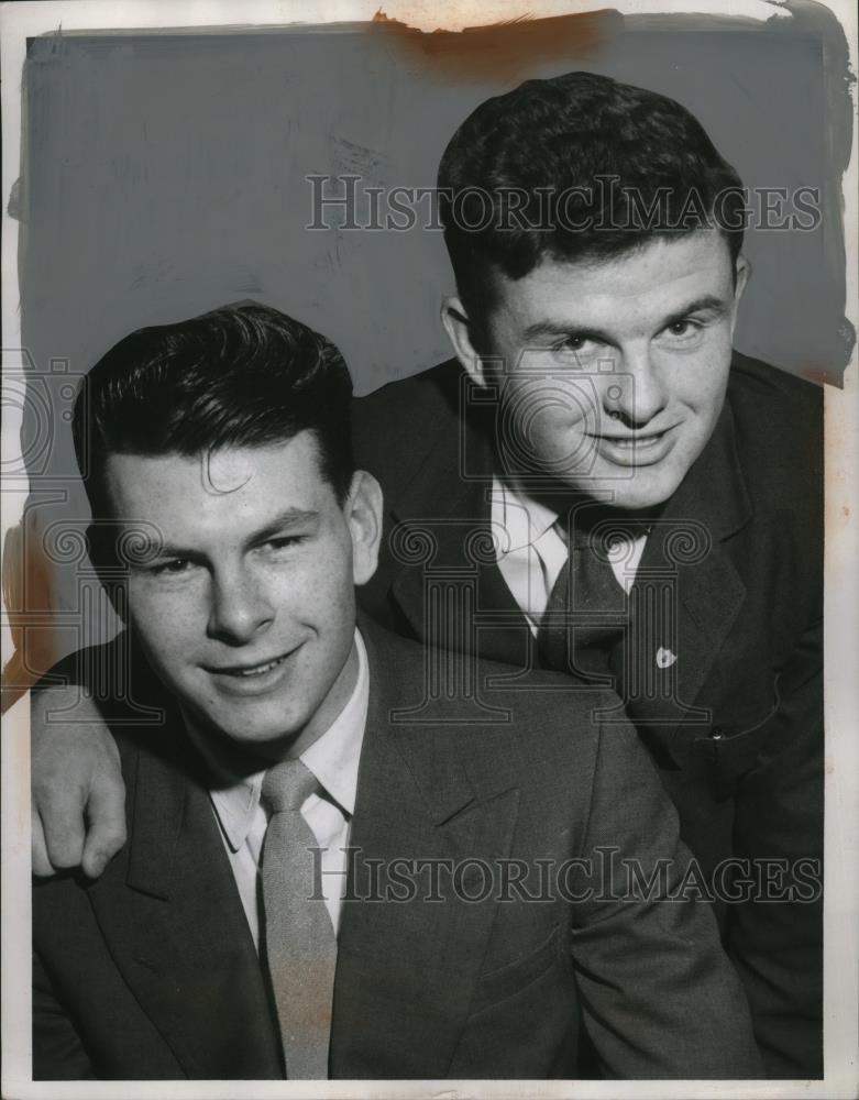 1958 Press Photo John Heron &amp; Pat Heron, Gaelic Footballers from Dublin - Historic Images