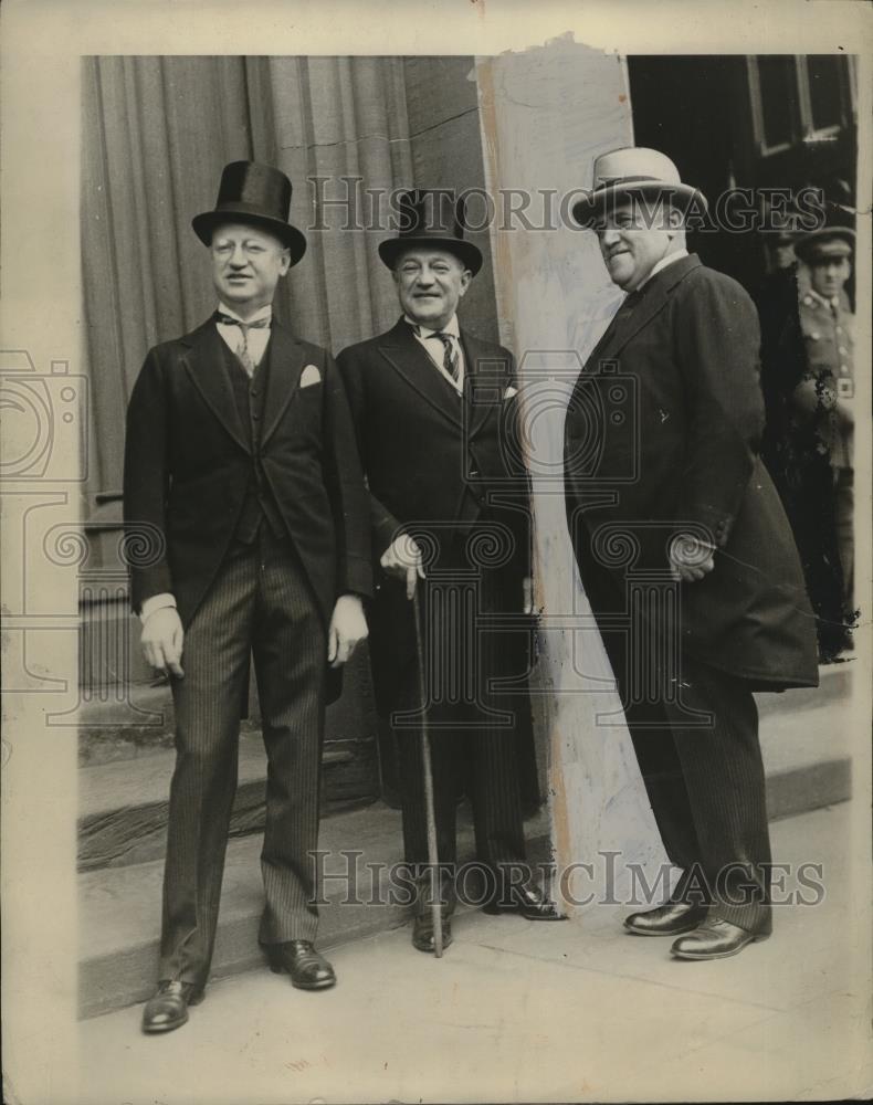 1928 Press Photo Gov Alfred E. Smith at Daughter Catherine Alice&#39;s Wedding - Historic Images