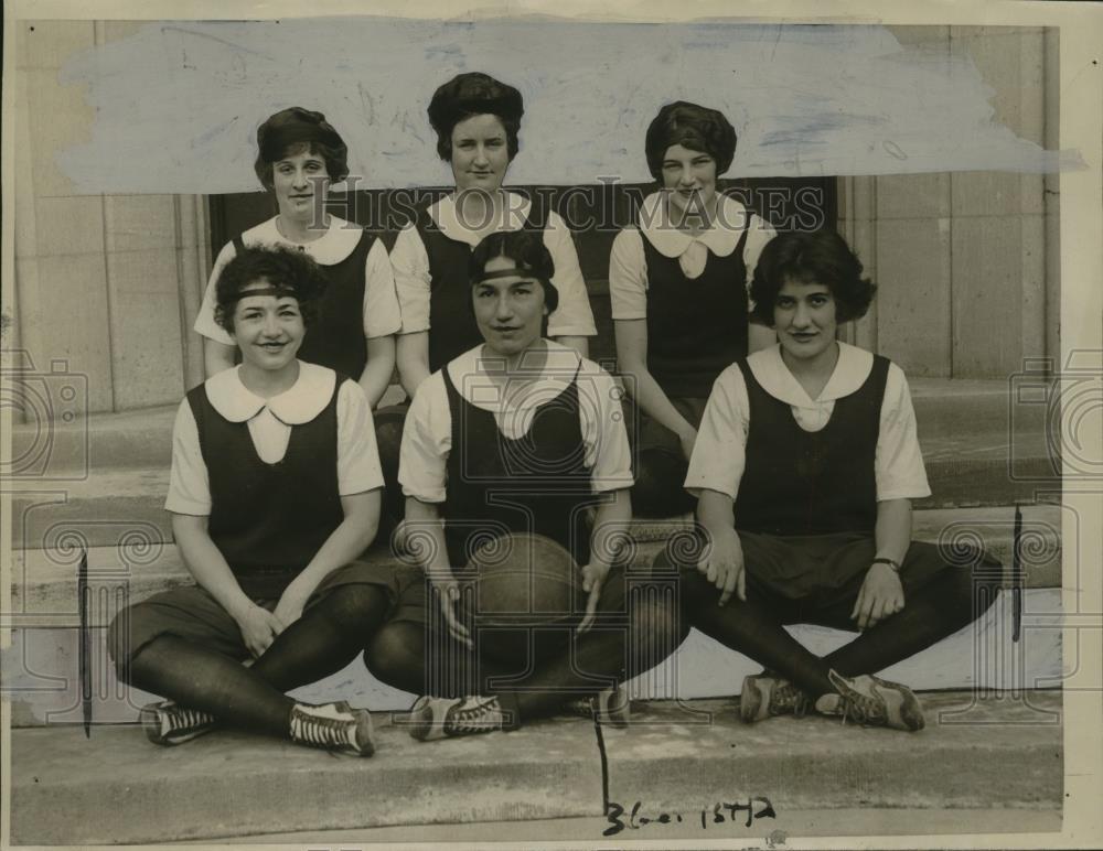 Press Photo Bryn Mawr basketball Frances Jay, Caroline Remock, Sally McAdoo - Historic Images