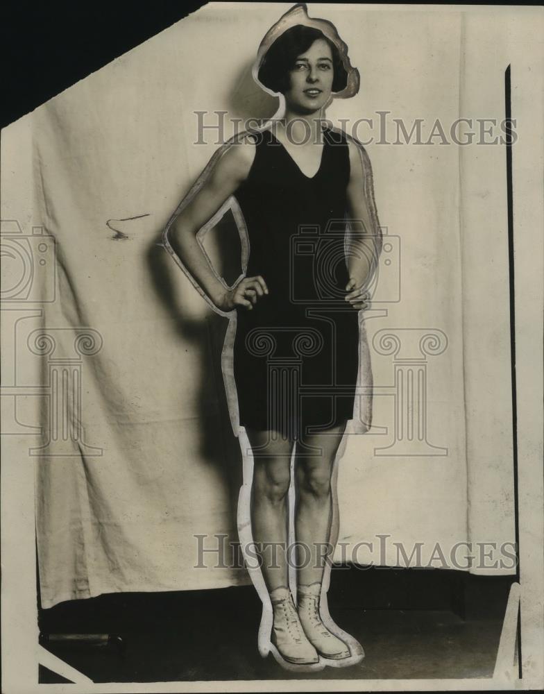 1926 Press Photo A woman models a swim suit at a show - neo23221 - Historic Images