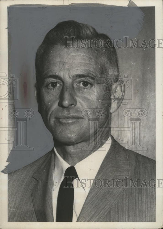 1971 Press Photo William F. Snyder, Trustee Cuyahoga County Hospital - neo24898 - Historic Images