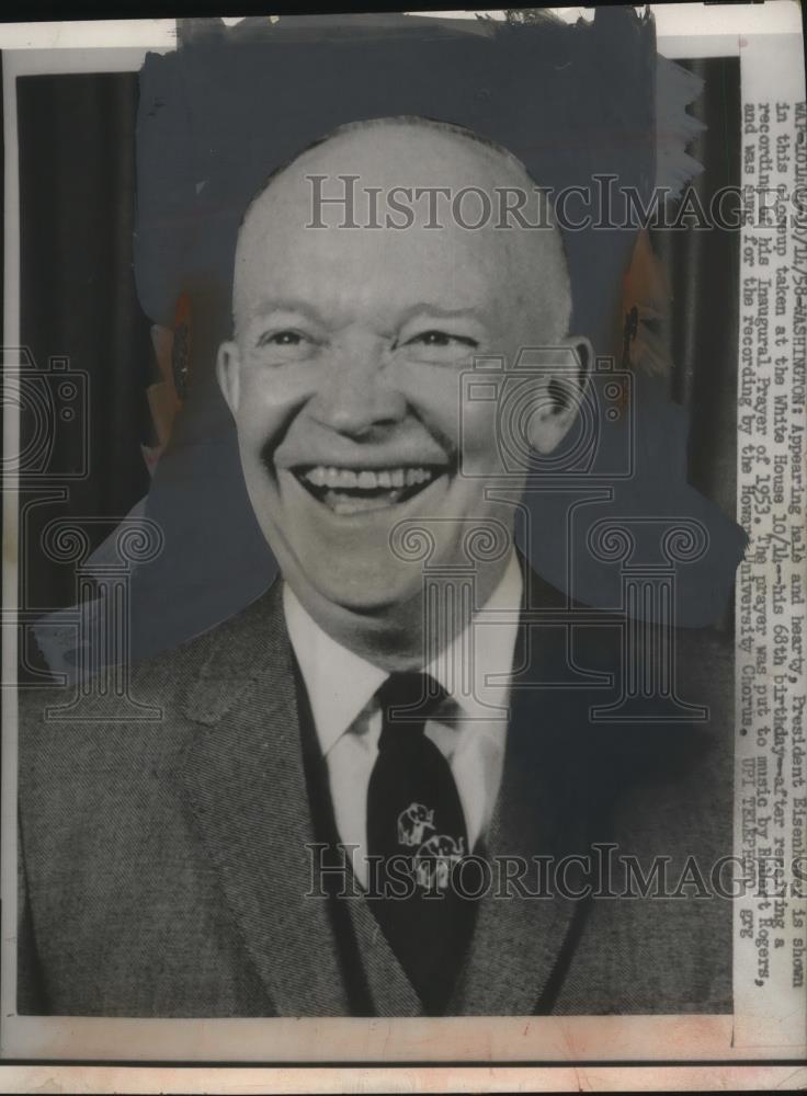 1958 Press Photo President Eisenhower at White House on his 68th Birthday - Historic Images