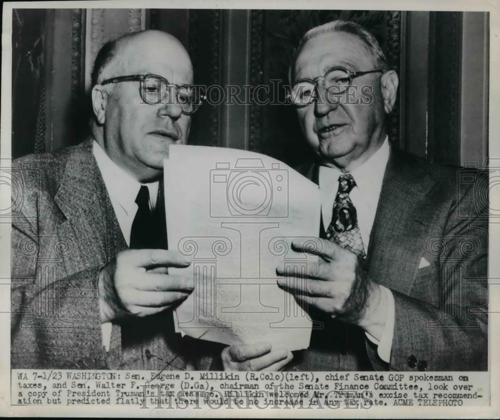 1950 Press Photo Sen. Eugene Millikin And Sen Walter George Holding A Letter - Historic Images