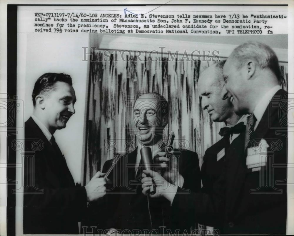 1960 Press Photo Adlai Stevenson Being Interviewd By The Newsmen - nep04763 - Historic Images