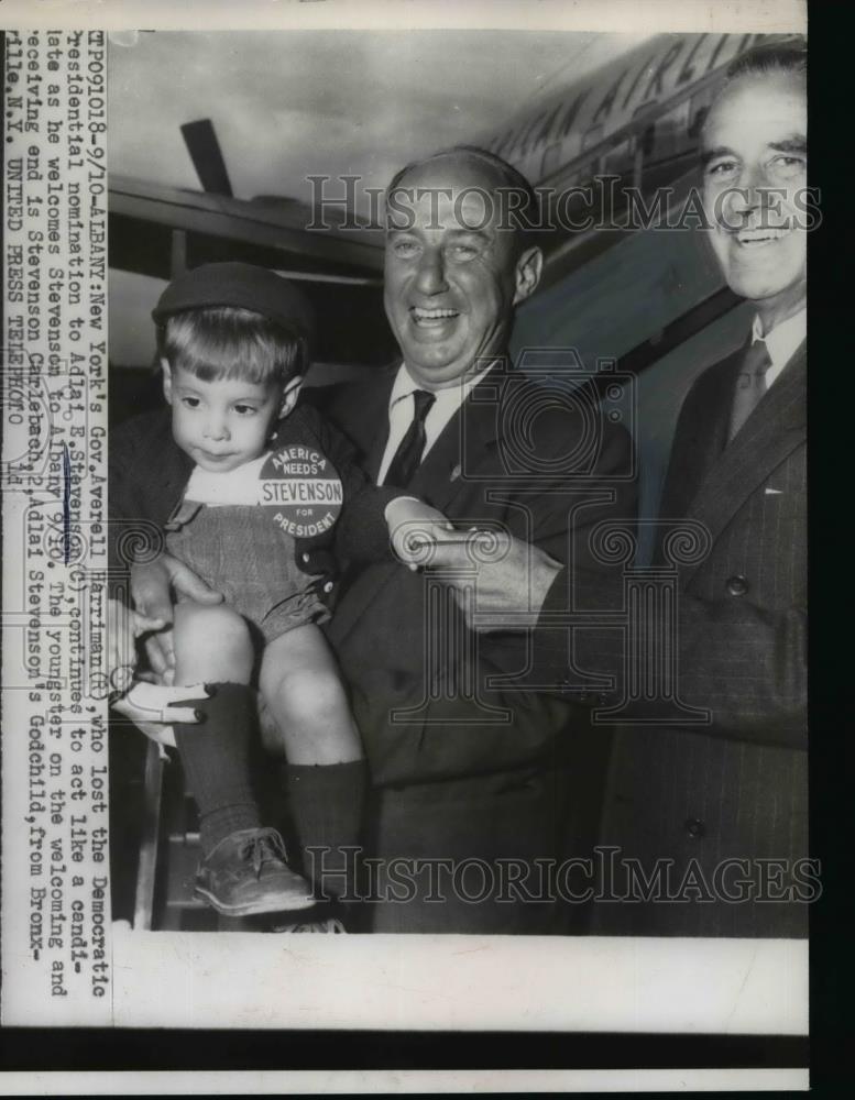 1956 Press Photo Gov. Averell Harriman Welcomes Adlai Stevenson To Albany - Historic Images