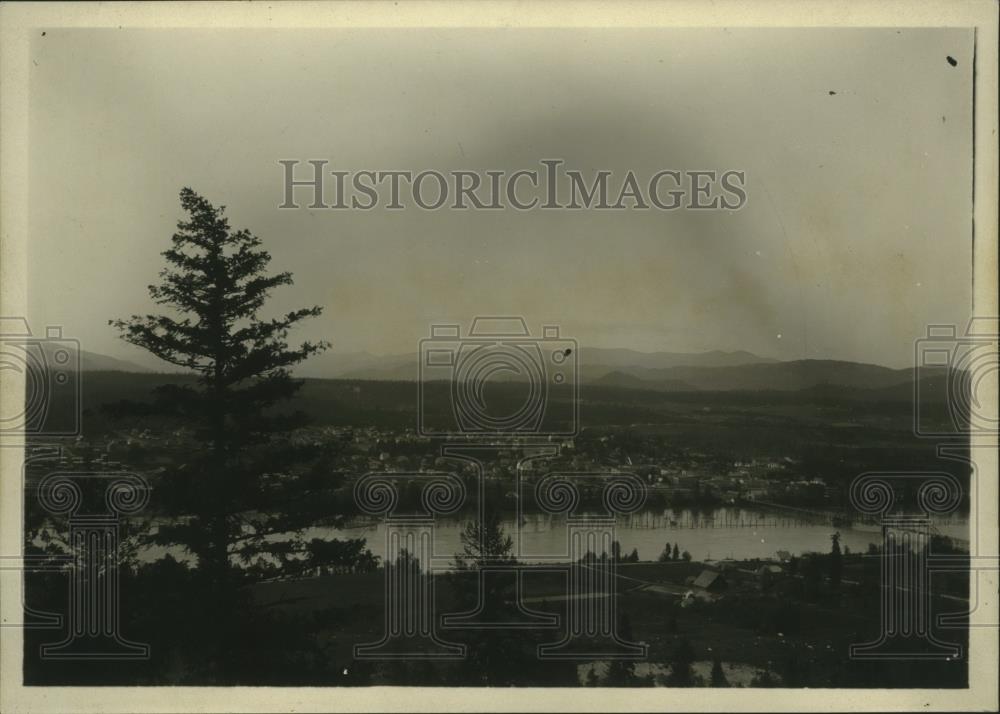 1929 Press Photo Priest River near Priest River Idaho in 1929. - spa63776 - Historic Images