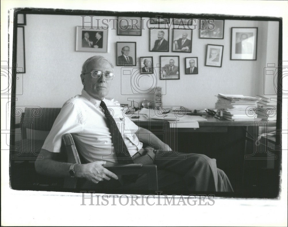 1992 Press Photo Richard Mitlenthal - Historic Images