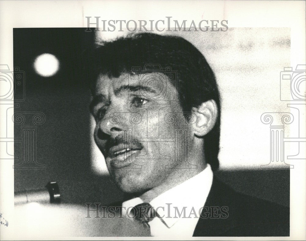 1989 Press Photo Frank Anzalone ice hockey coach - Historic Images