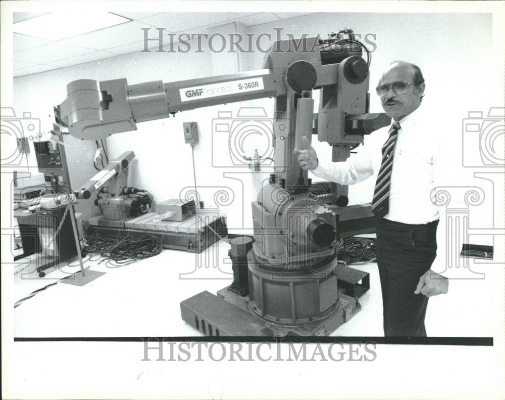 1985 Press Photo Hadi Akeel - Historic Images