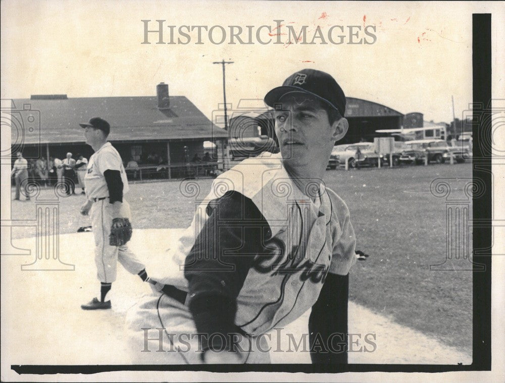 1958 Press Photo hank aguirre - Historic Images