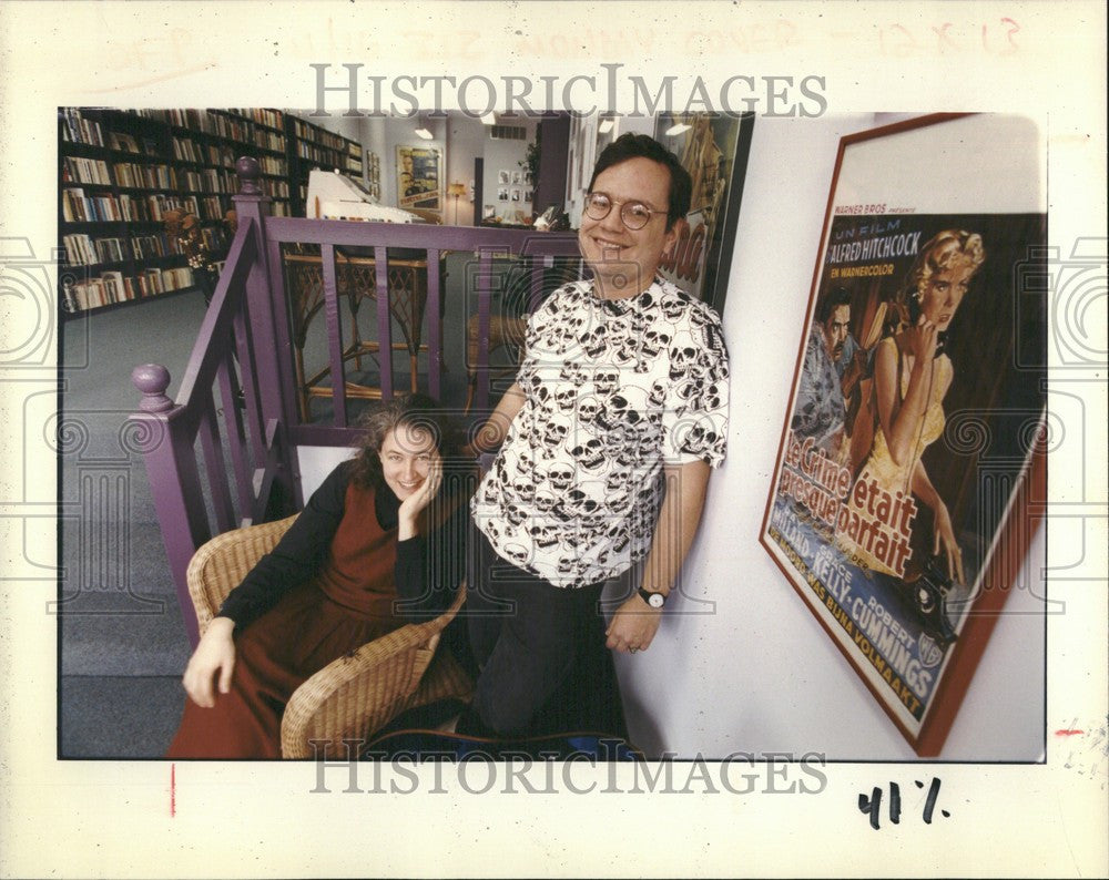 1992 Press Photo Agnews Success Achieve Book - Historic Images