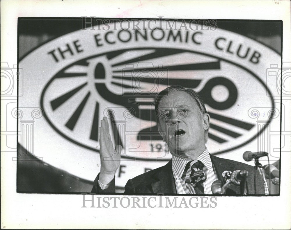 1980 Press Photo Ben Bradlee Economic club  Detroit - Historic Images