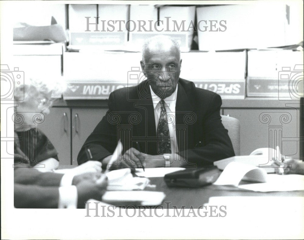 1994 Press Photo JAMES BRADLEY, Detroit city clerk - Historic Images