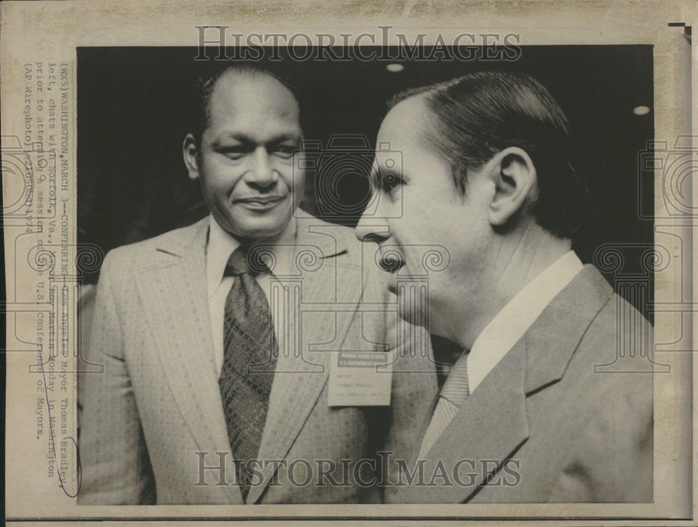 1974 Press Photo mayor thomas bradley conference - Historic Images