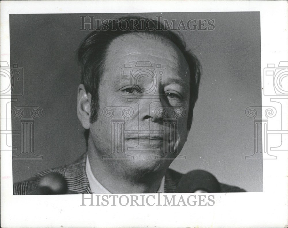 1977 Press Photo Michael Blumenthal Treasury secretary - Historic Images