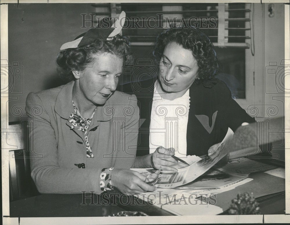 1944 Press Photo Mrs. Frederick S.Ford - Historic Images