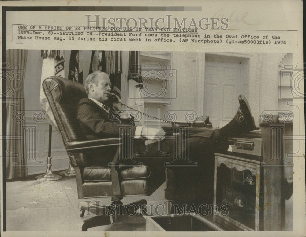 1974 Press Photo Gerald R. Ford President Nixon pardon - Historic Images