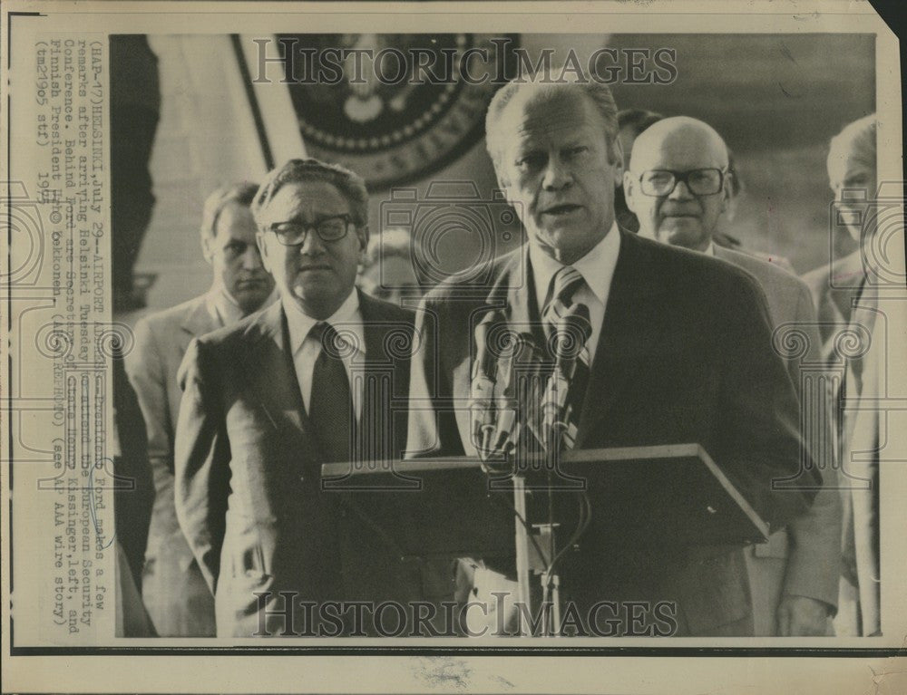 1975 Press Photo Gerald Ford Henry Kissinger Kekkonen - Historic Images