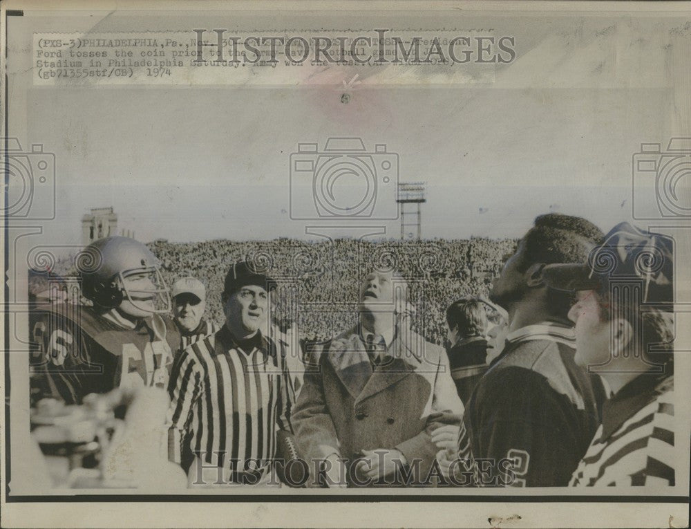 1974 Press Photo President Ford Stadium Philadelphia - Historic Images