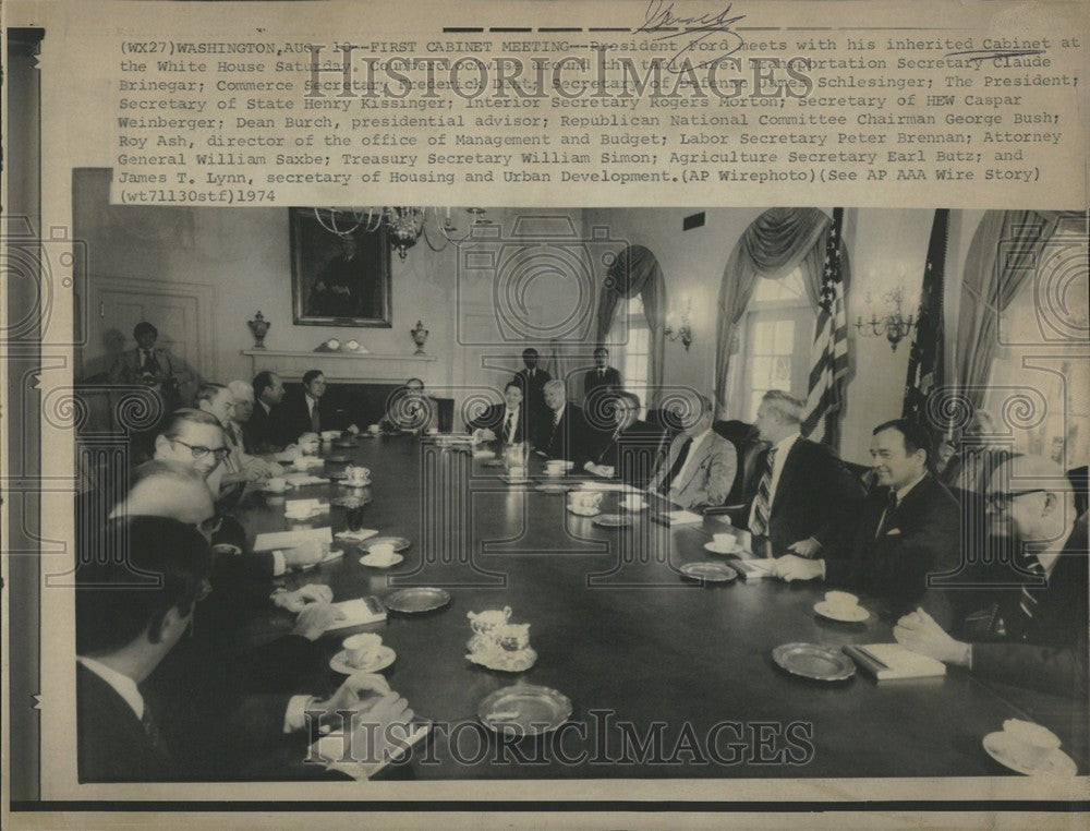 1974 Press Photo Ford first meeting inherited cabinet - Historic Images