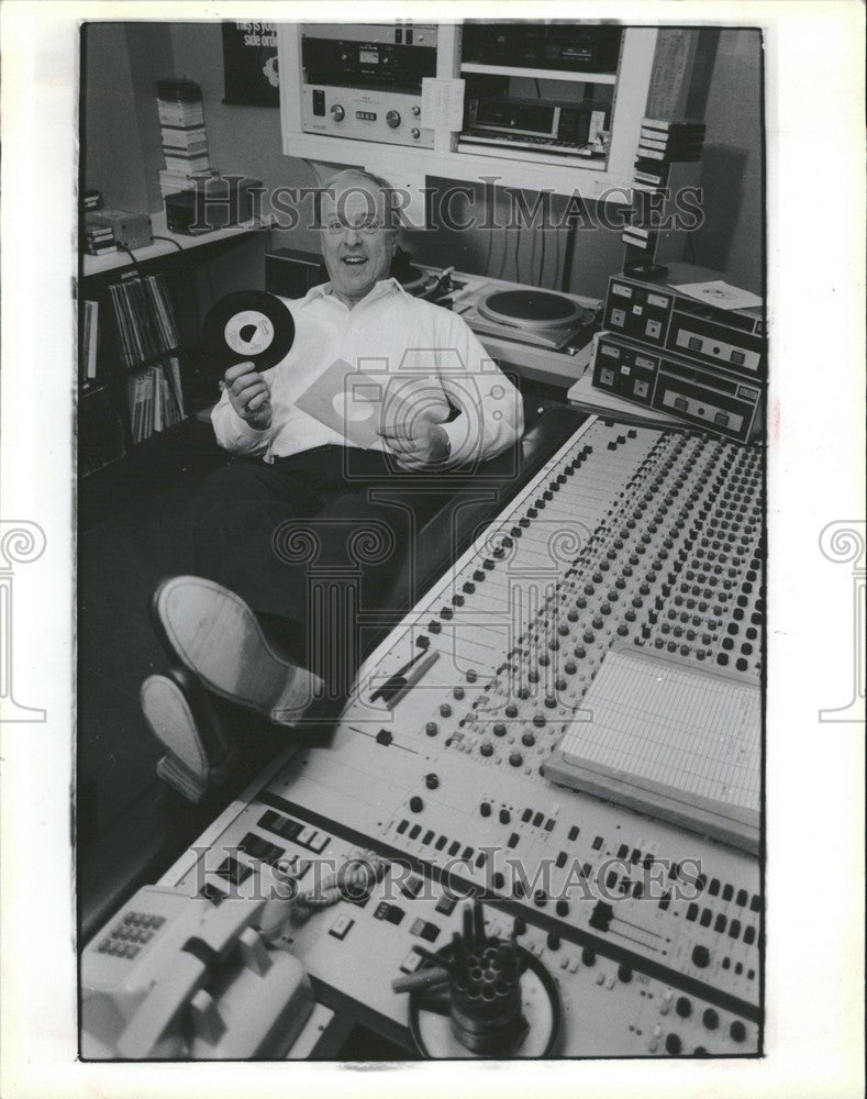 1991 Press Photo sculptor tom shannon - Historic Images