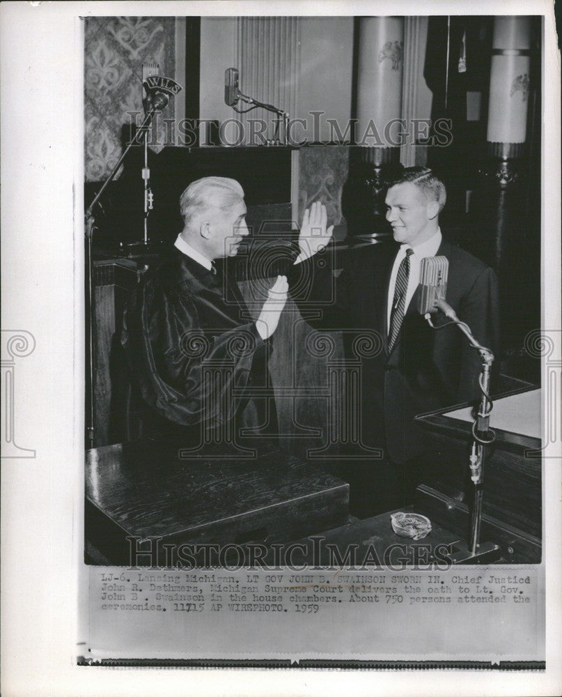 1959 Press Photo John Swainson John Dethmers oath - Historic Images