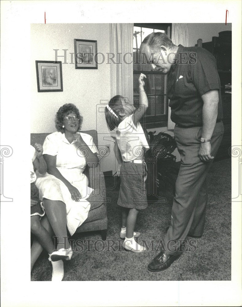 1987 Press Photo Sutton Natalie Clements Marry Ann - Historic Images