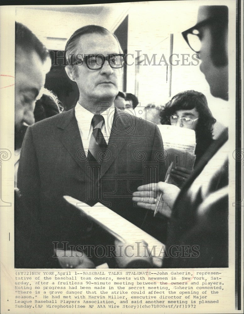 1972 Press Photo John Gaherin Marvin Miller MLB Meeting - Historic Images