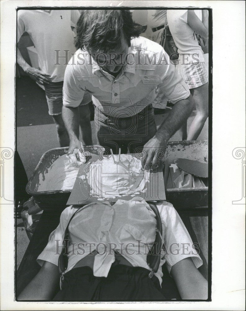 1977 Press Photo Emily gail - Historic Images