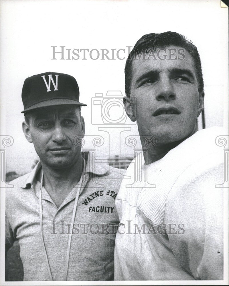 1965 Press Photo Vern Ruhle American pitcher coach - Historic Images