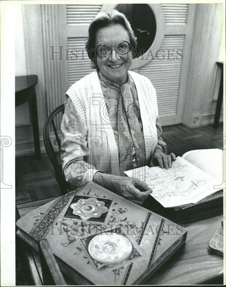 1986 Press Photo Gloria Francis Detroit Public Library - Historic Images