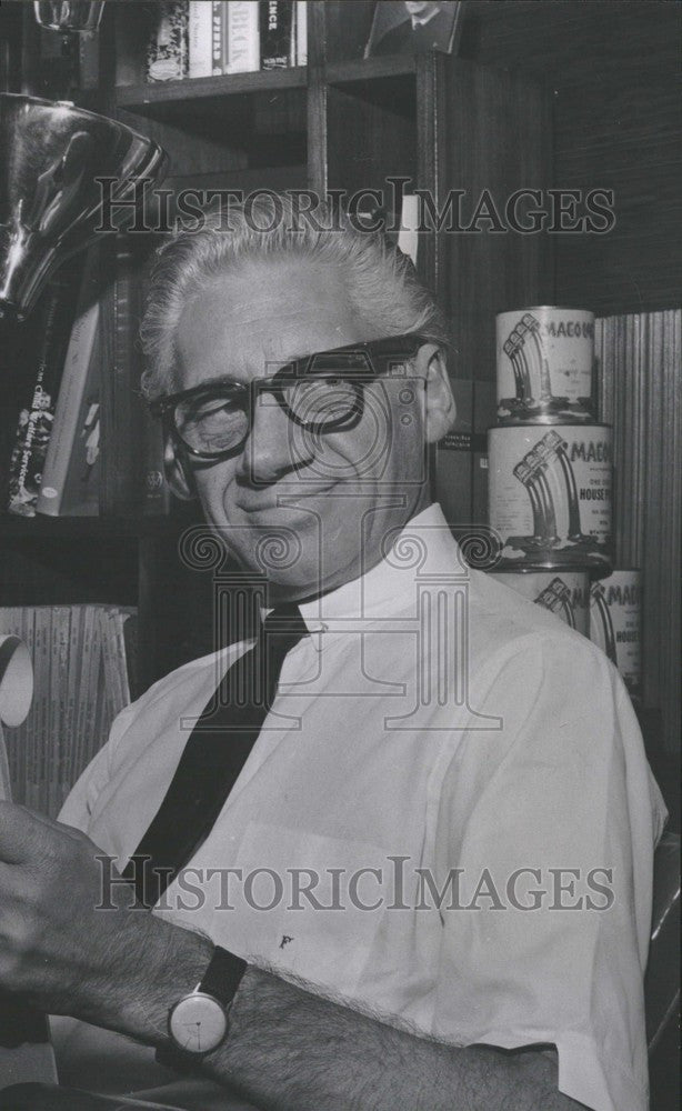 1963 Press Photo Walter Field - Historic Images