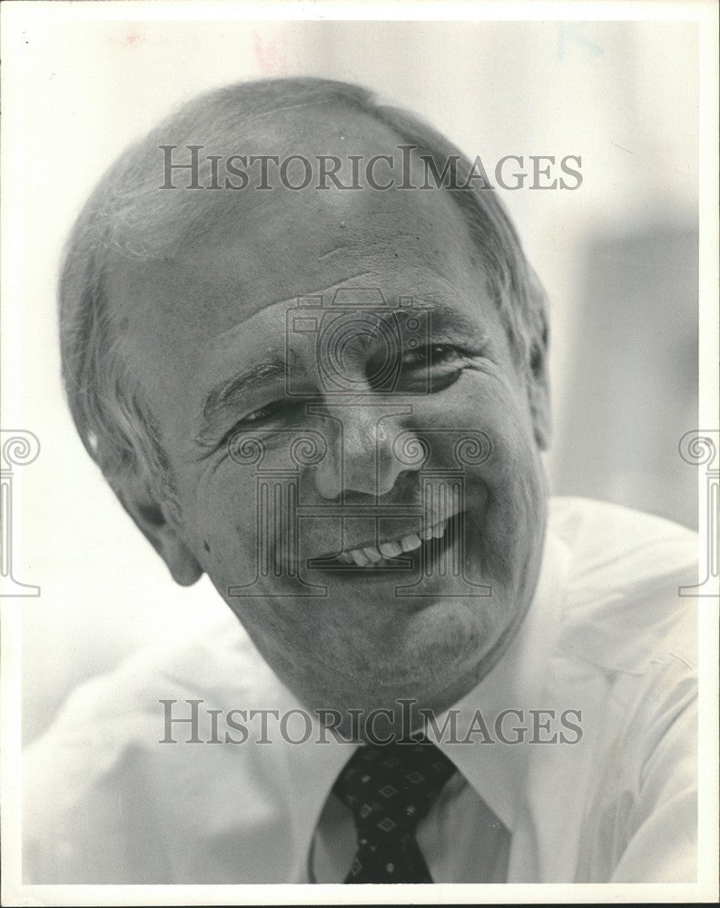 1983 Press Photo Ben Bidwell Ford Motor Co. Vice Presid - Historic Images