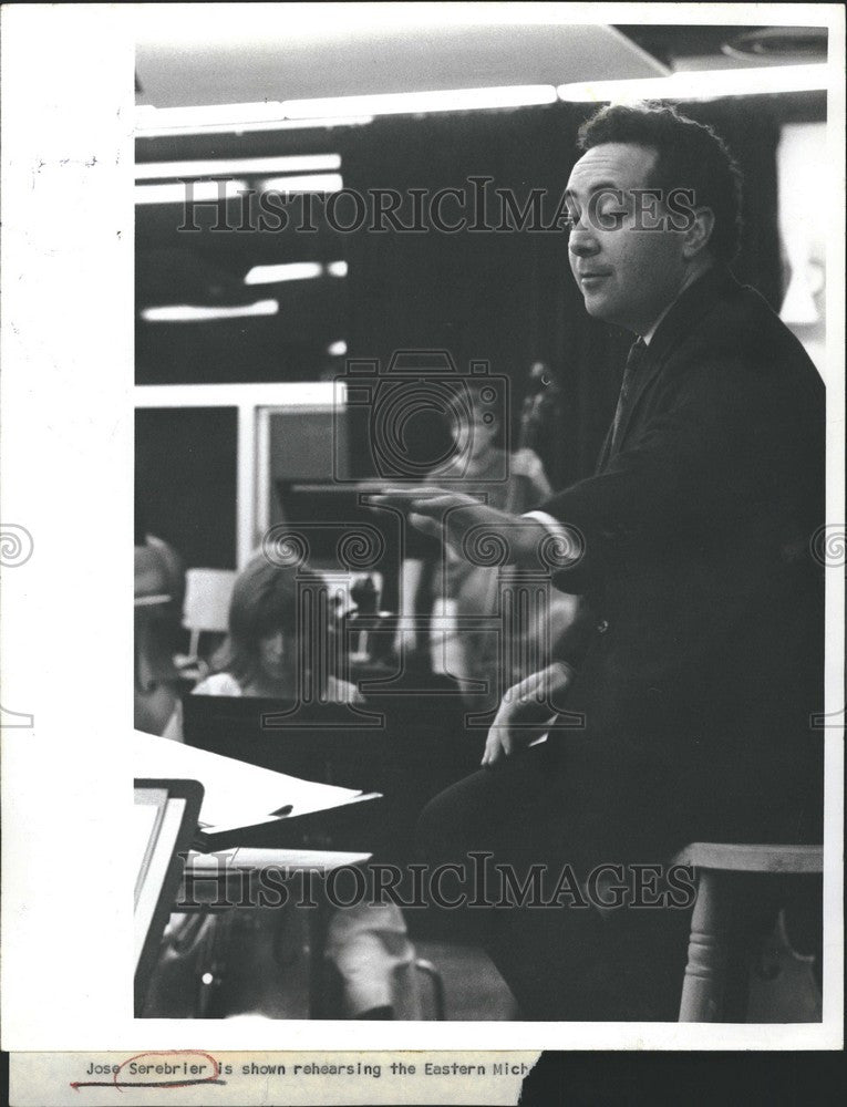 1966 Press Photo Jose Serebrier - Historic Images