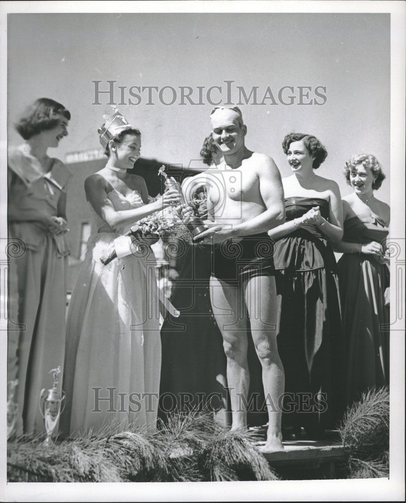 1950 Press Photo Dr.Bernard Serrester Deane Taylo - Historic Images