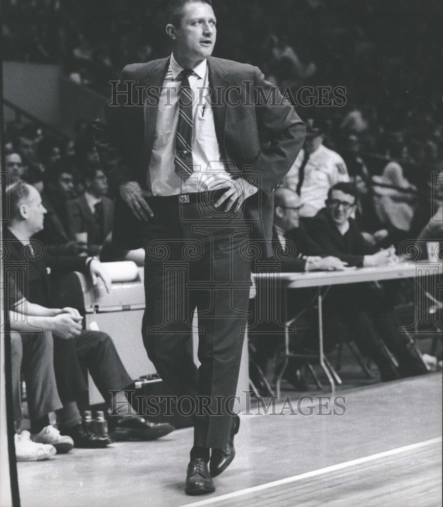 1969 Press Photo Paul Seymour Basketball Player - Historic Images