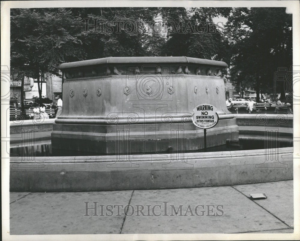 1953 Press Photo Edison Fountain Grand Circus Park - Historic Images