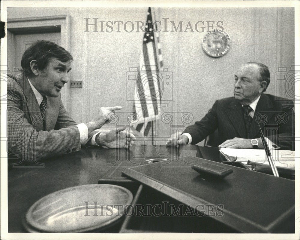 1976 Press Photo Morris Udall Mayor Daley Chicago - Historic Images