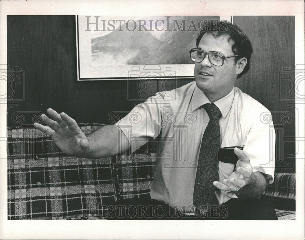 1983 Press Photo ALEX POLLOCK - Historic Images