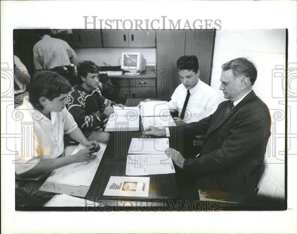 1990 Press Photo Harold Arthur Poling - Historic Images