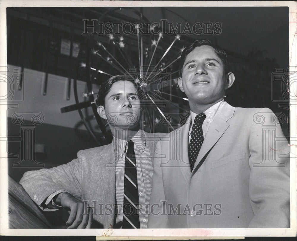 1965 Press Photo Tom Jerry Schoenith twins detroit - Historic Images