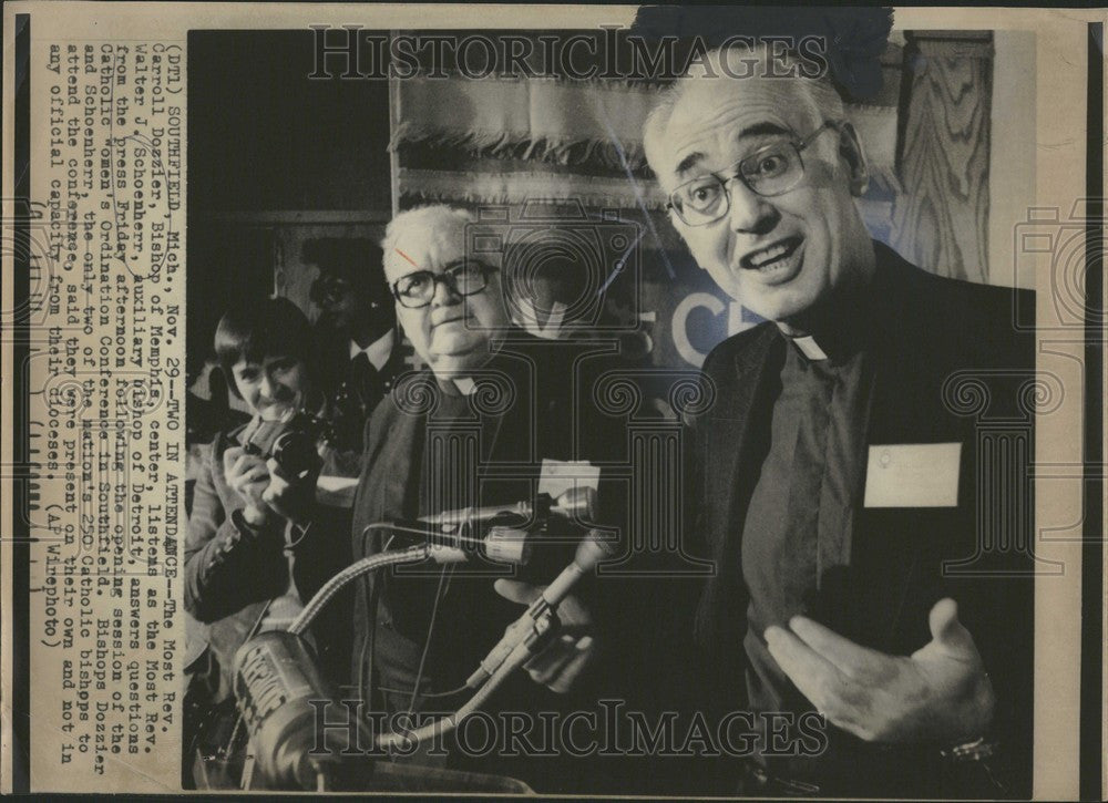 1975 Press Photo Bishop Carroll Dozzier women priests - Historic Images