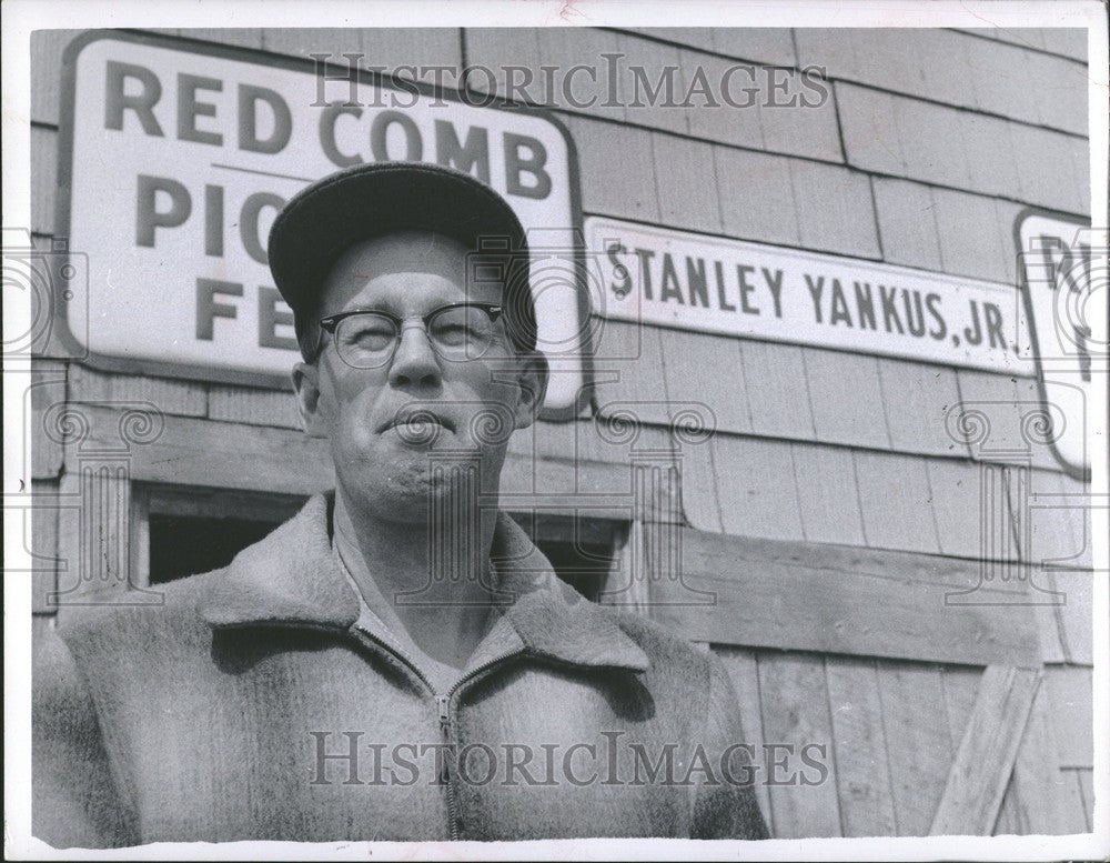 1960 Press Photo Stanley Yankus, Jr. - Historic Images