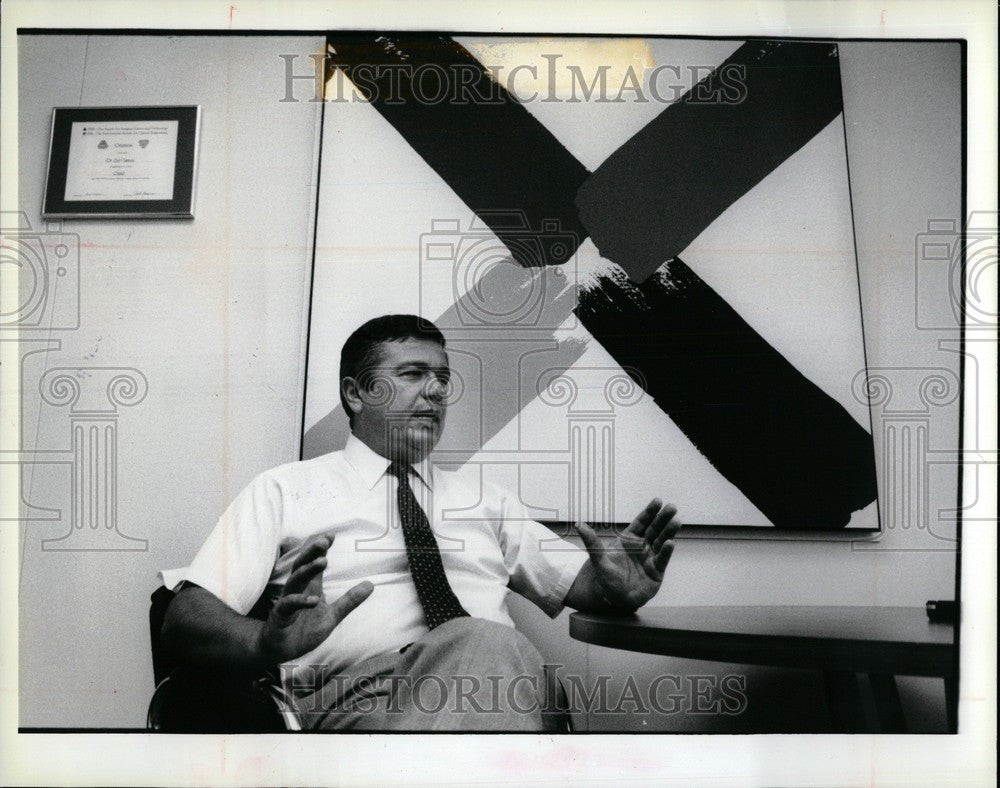 1991 Press Photo Dr. Zvi Yaniv President and CEO of OIS - Historic Images